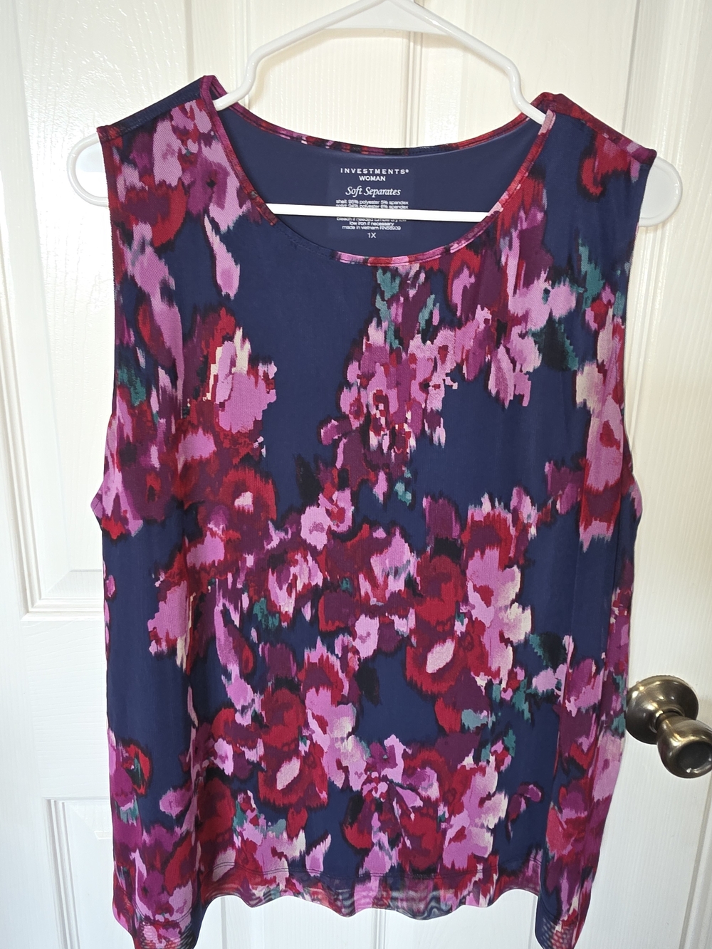 Investments Navy Floral Sleeveless Camisole - Pink & Magenta Print
